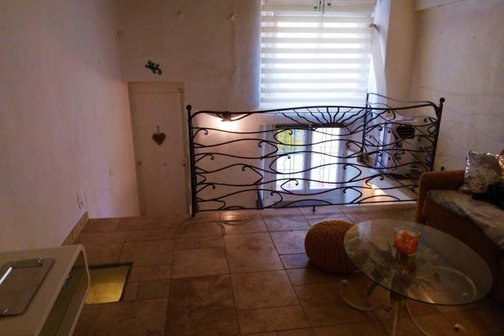 Appartement De Charme Au Coeur Du Vieil Antibes Ngoại thất bức ảnh