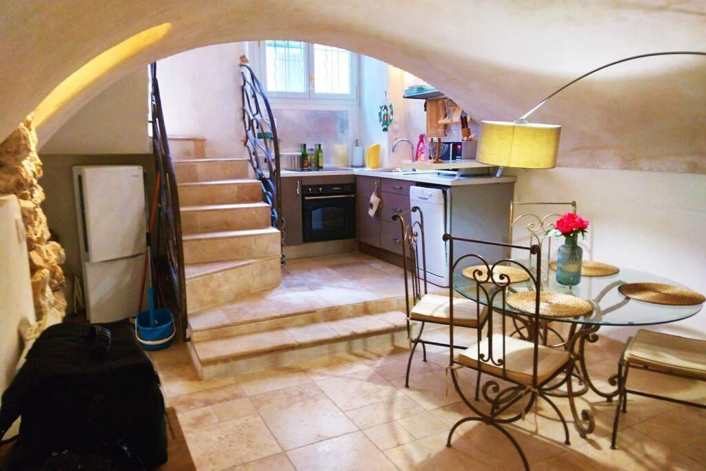 Appartement De Charme Au Coeur Du Vieil Antibes Ngoại thất bức ảnh